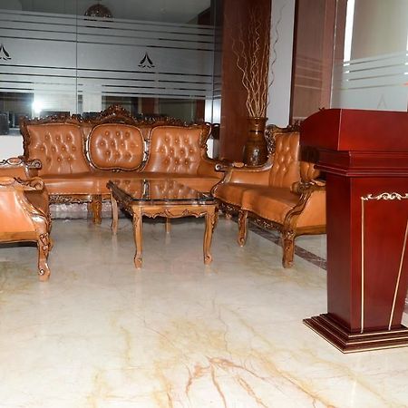 Oyo Rooms Salem Railway Station Buitenkant foto